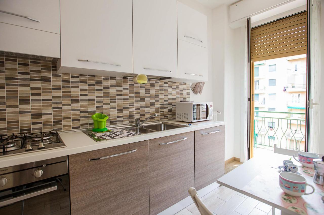 Lorenteggio Studio Apt Milan Bagian luar foto